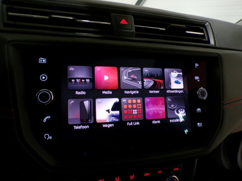SEAT Ibiza 1.0 TSI FR Business Intense "Origineel NL!" Pano Apple-Carplay Beats Full-LED Camera Parkeersensoren Keyless 18"Velgen