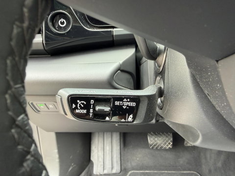 Porsche Macan 100 kWh Spyder 22 inc l luchtvering l Pano l Matrix Led