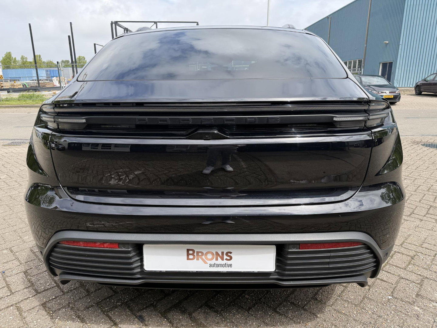 Porsche Macan 100 kWh Spyder 22 inc l luchtvering l Pano l Matrix Led