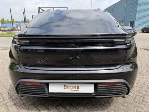 Porsche Macan 100 kWh Spyder 22 inc l luchtvering l Pano l Matrix Led