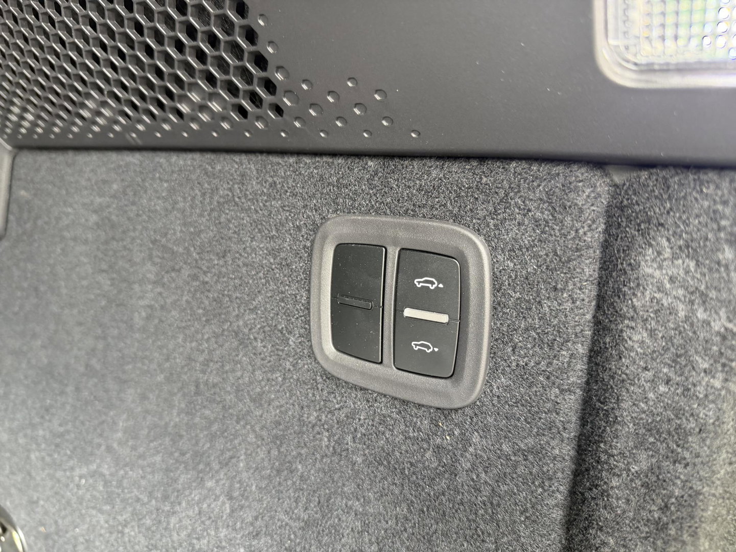 Porsche Macan 100 kWh Spyder 22 inc l luchtvering l Pano l Matrix Led