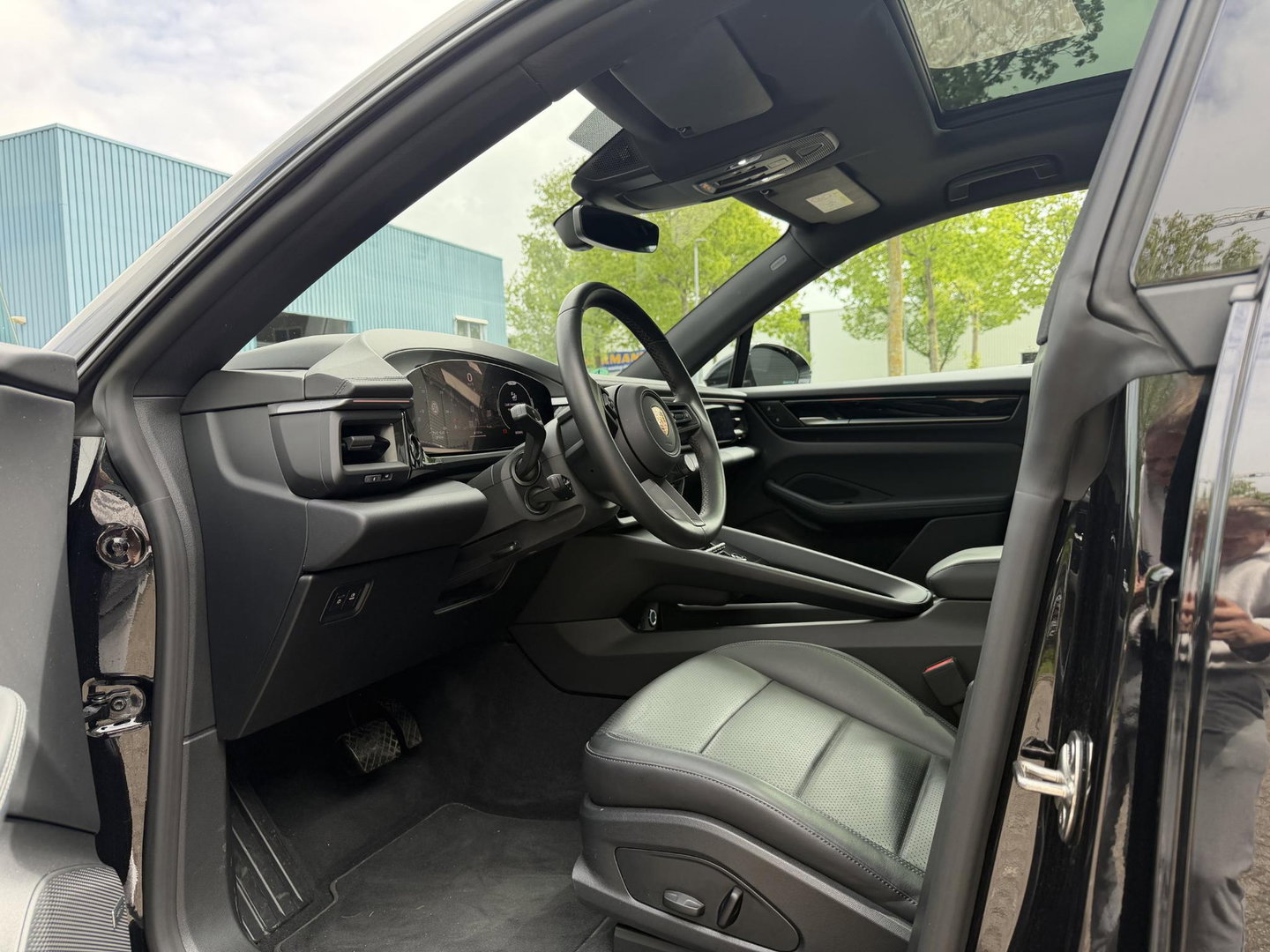 Porsche Macan 100 kWh Spyder 22 inc l luchtvering l Pano l Matrix Led
