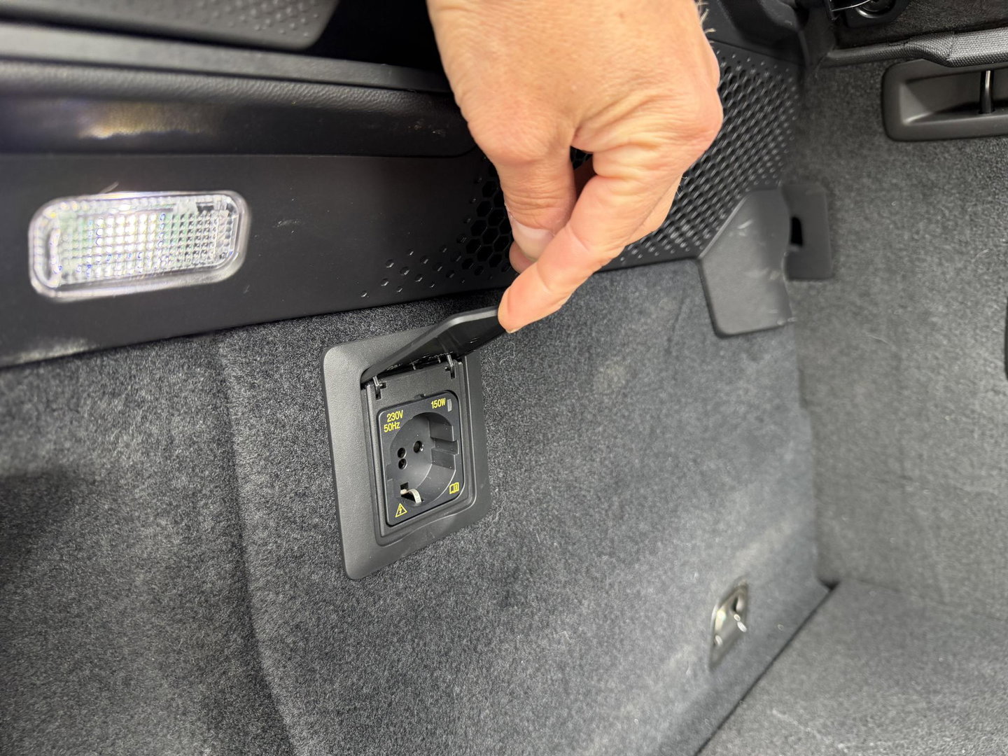 Porsche Macan 100 kWh Spyder 22 inc l luchtvering l Pano l Matrix Led