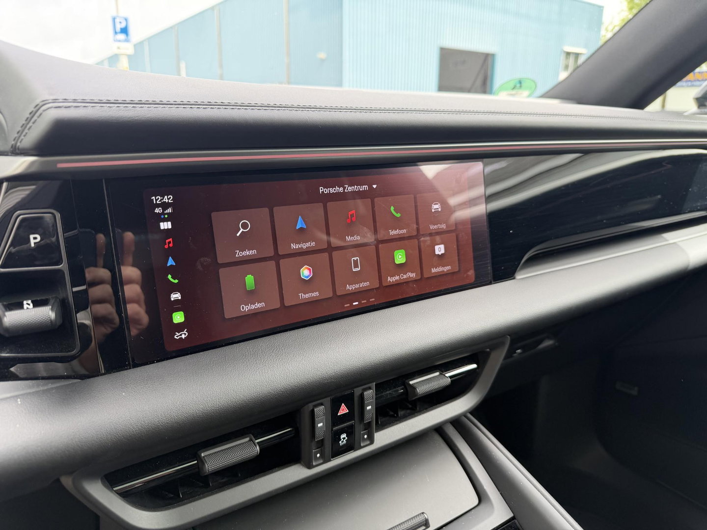 Porsche Macan 100 kWh Spyder 22 inc l luchtvering l Pano l Matrix Led