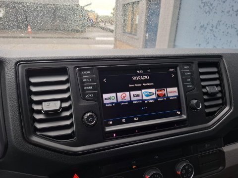 Volkswagen Crafter 35 2.0 TDI L3H3 EL Highline AIRCO / CRUISE CONTROLE / TREKHAAK / NAVI / CARPLAY