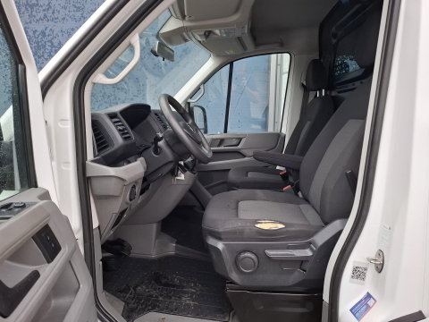 Volkswagen Crafter 35 2.0 TDI L3H3 EL Highline AIRCO / CRUISE CONTROLE / TREKHAAK / NAVI / CARPLAY