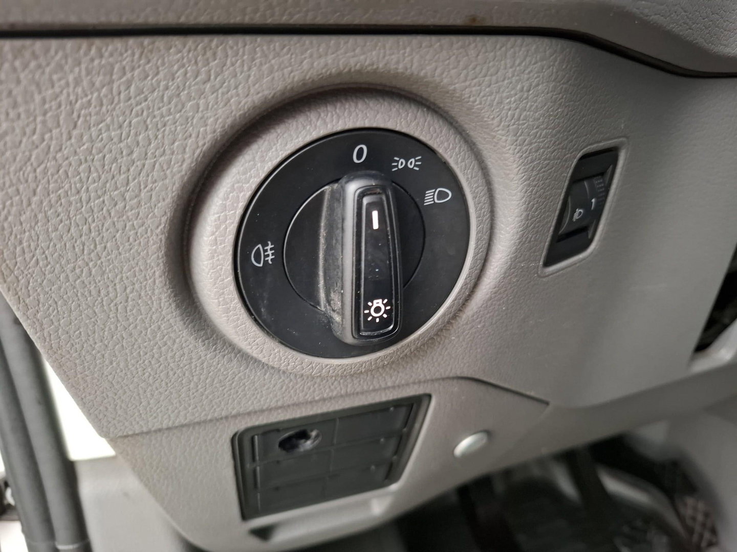 Volkswagen Crafter 35 2.0 TDI L3H3 EL Highline AIRCO / CRUISE CONTROLE / TREKHAAK / NAVI / CARPLAY