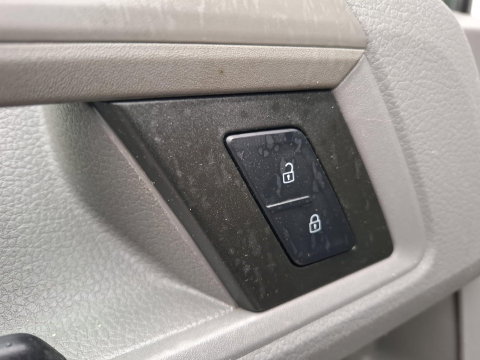Volkswagen Crafter 35 2.0 TDI L3H3 EL Highline AIRCO / CRUISE CONTROLE / TREKHAAK / NAVI / CARPLAY