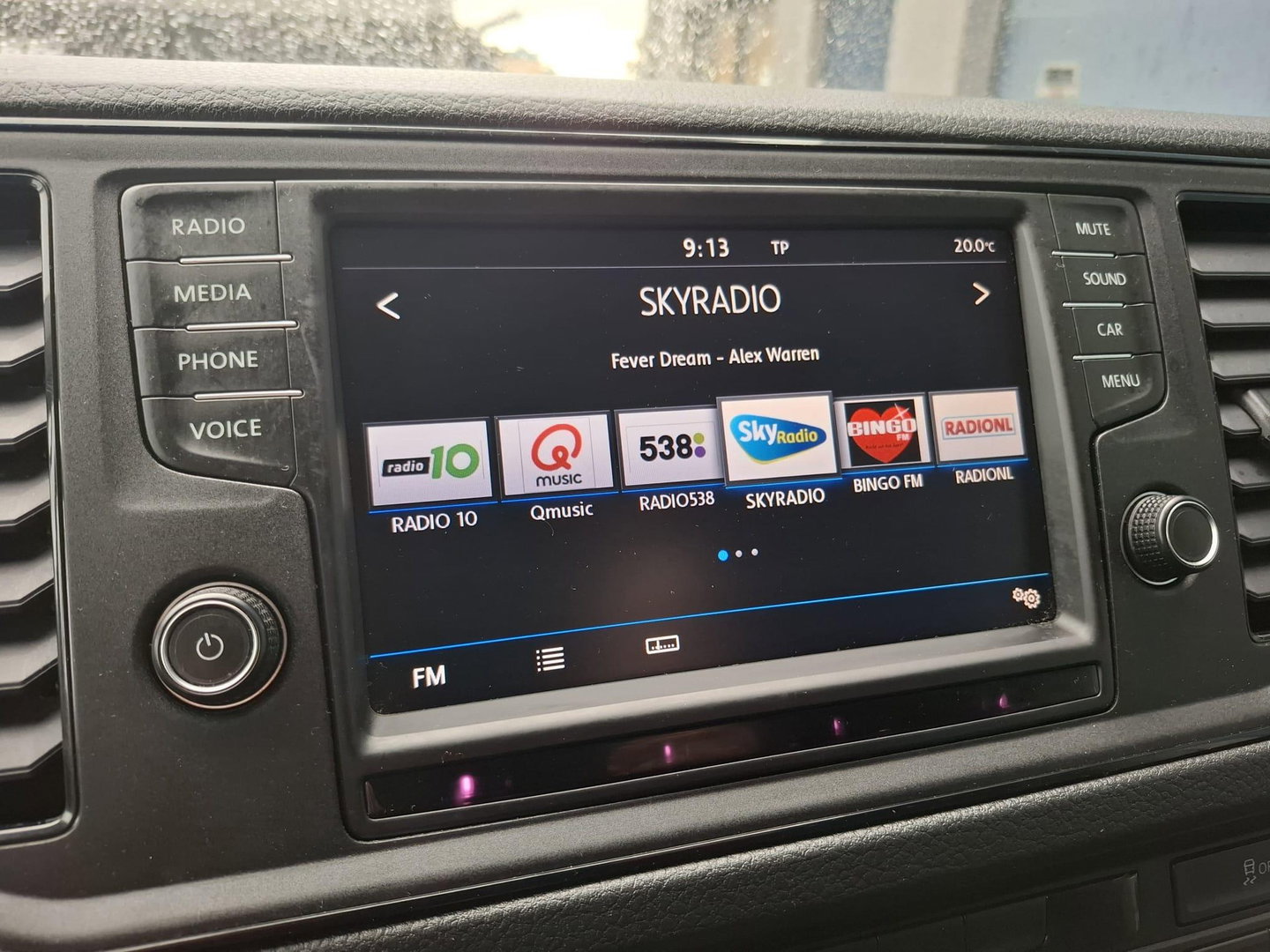 Volkswagen Crafter 35 2.0 TDI L3H3 EL Highline AIRCO / CRUISE CONTROLE / TREKHAAK / NAVI / CARPLAY