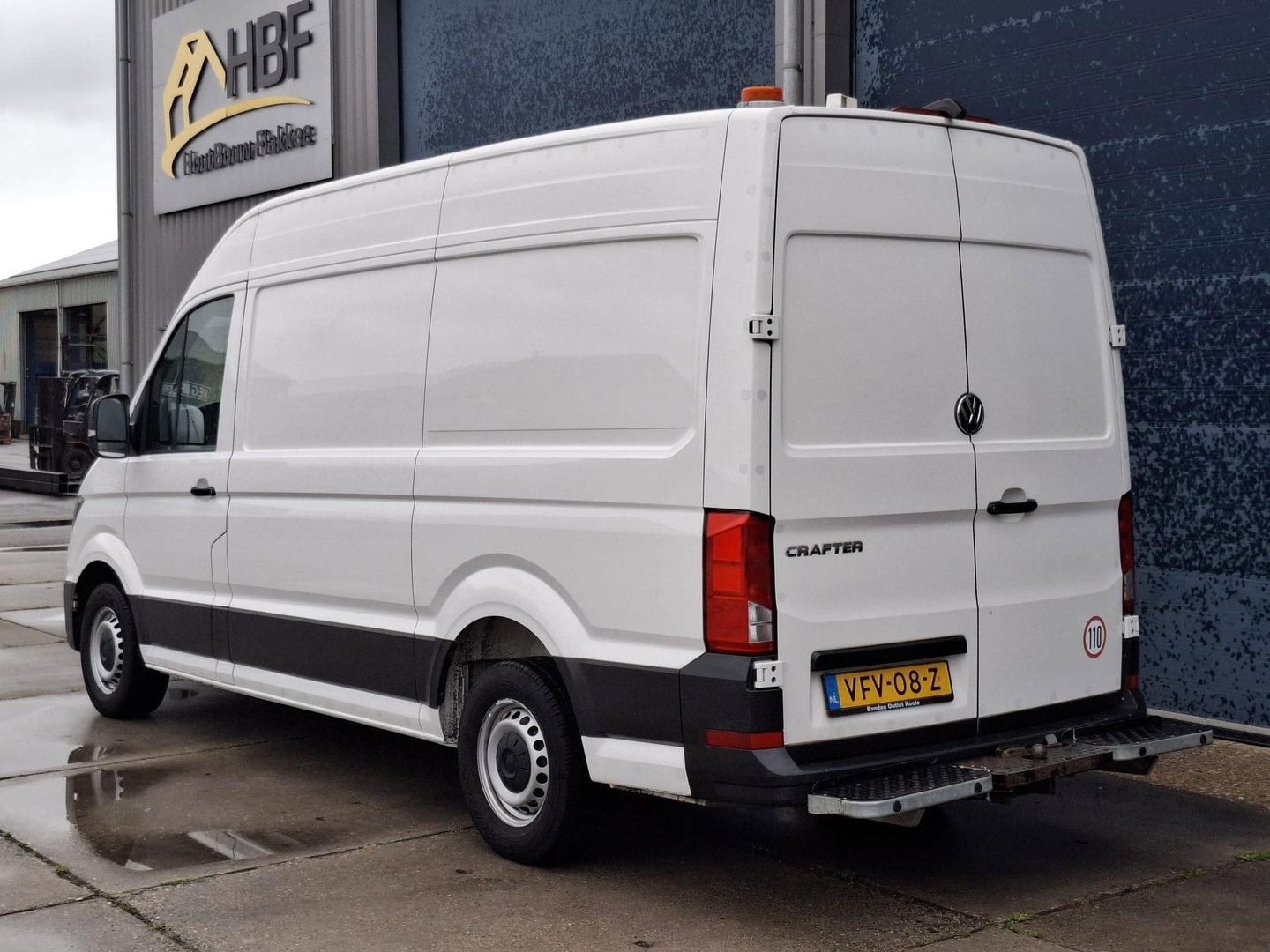 Volkswagen Crafter 35 2.0 TDI L3H3 EL Highline AIRCO / CRUISE CONTROLE / TREKHAAK / NAVI / CARPLAY