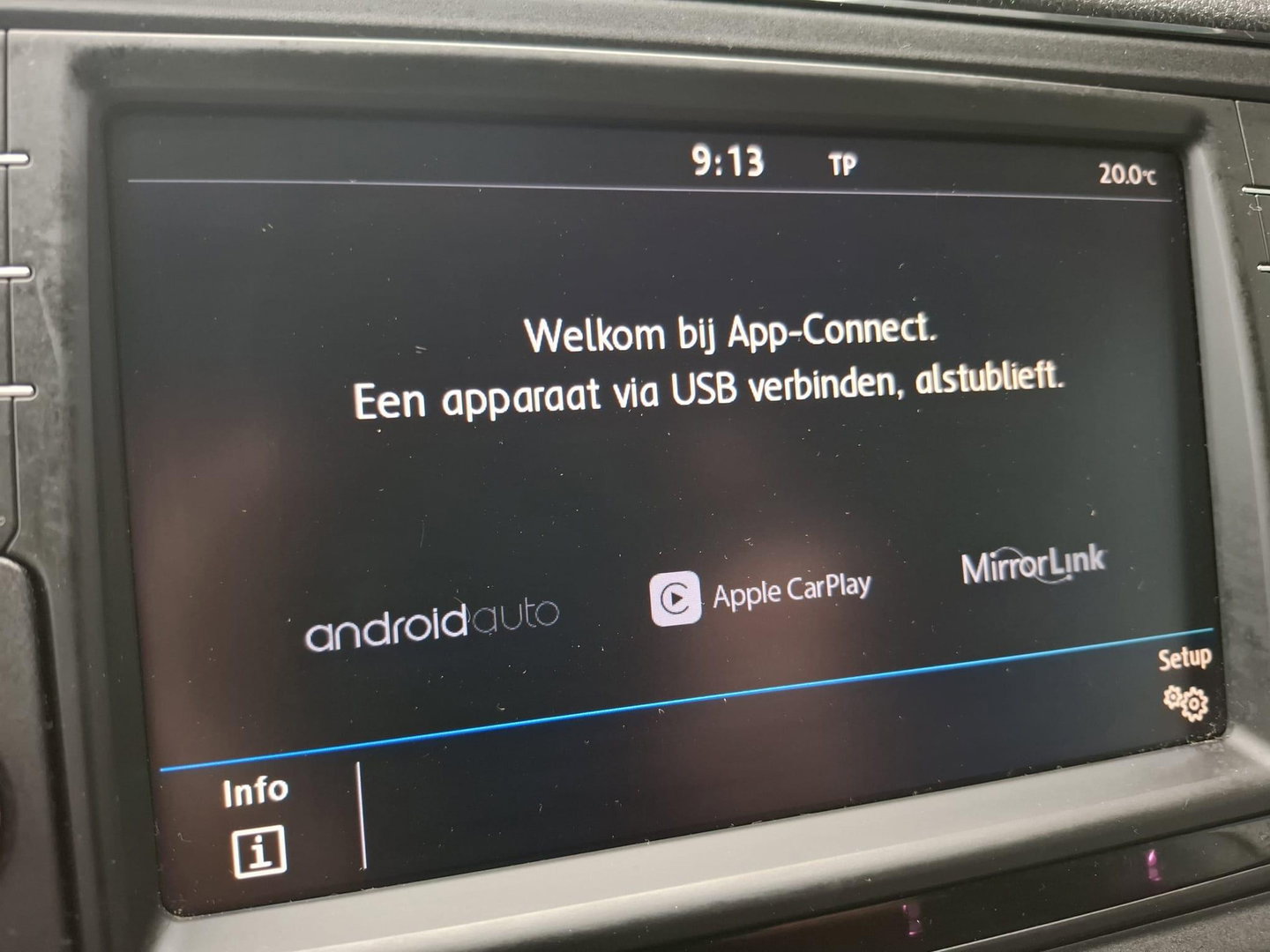 Volkswagen Crafter 35 2.0 TDI L3H3 EL Highline AIRCO / CRUISE CONTROLE / TREKHAAK / NAVI / CARPLAY