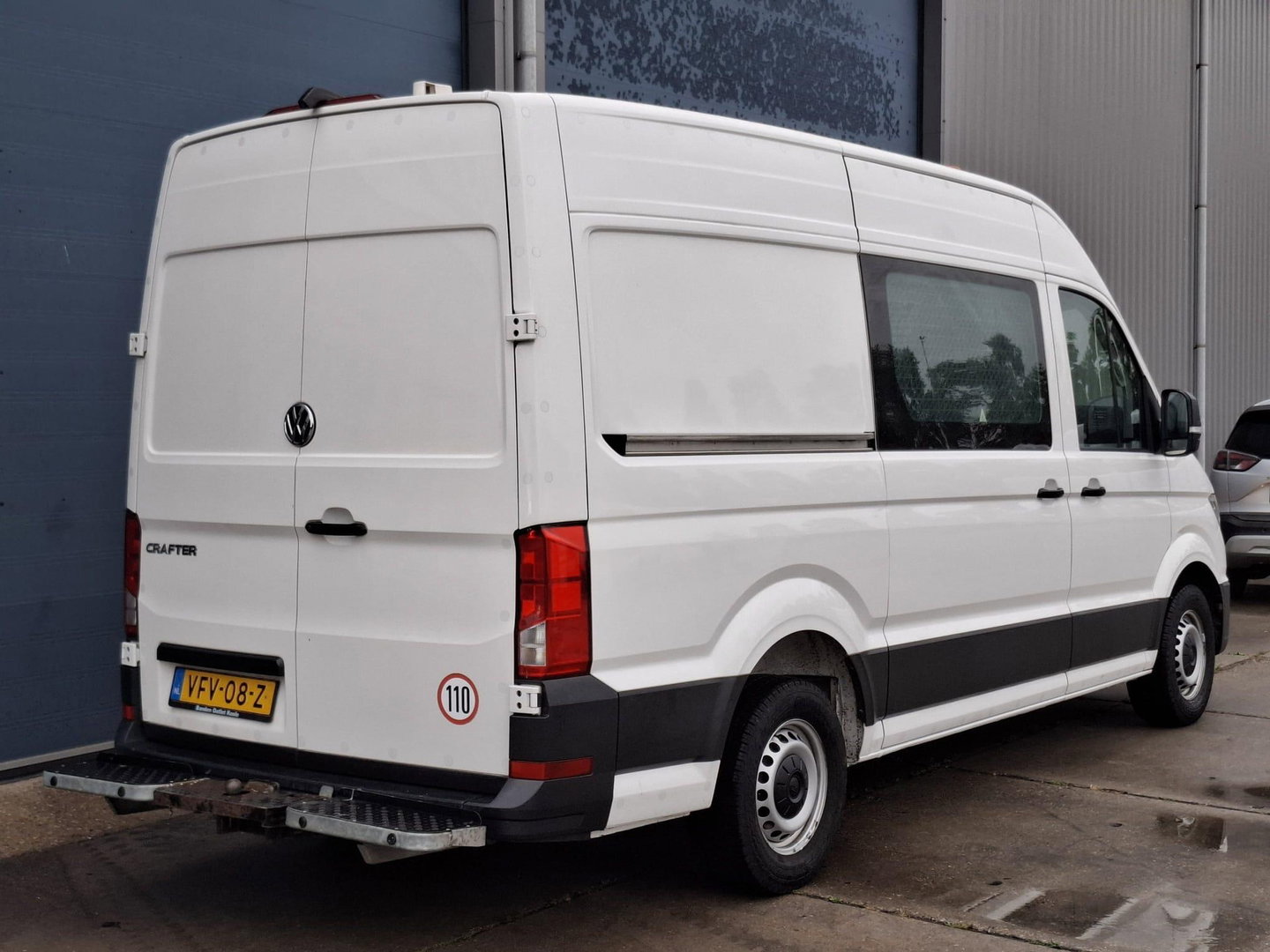 Volkswagen Crafter 35 2.0 TDI L3H3 EL Highline AIRCO / CRUISE CONTROLE / TREKHAAK / NAVI / CARPLAY