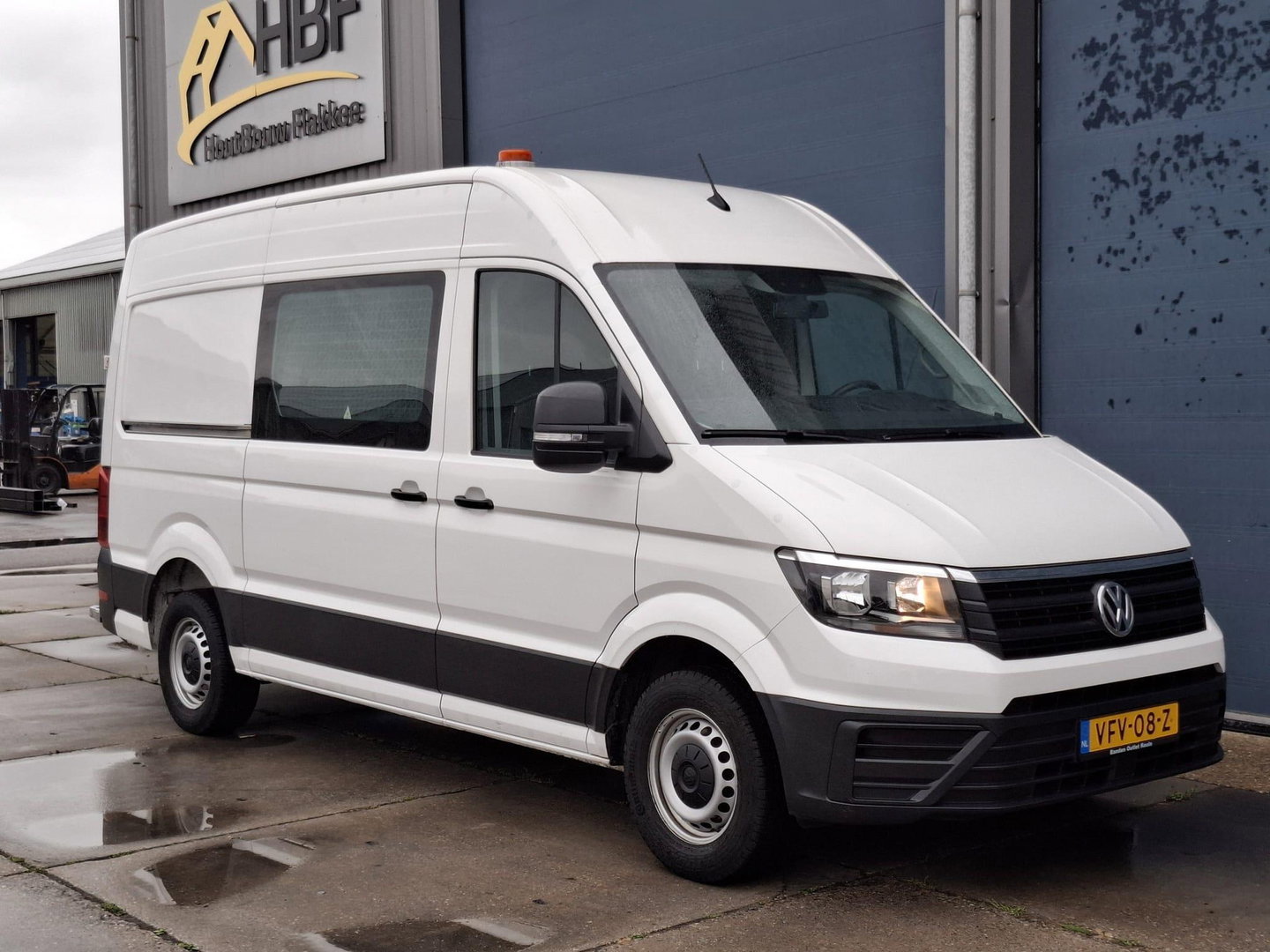Volkswagen Crafter 35 2.0 TDI L3H3 EL Highline AIRCO / CRUISE CONTROLE / TREKHAAK / NAVI / CARPLAY