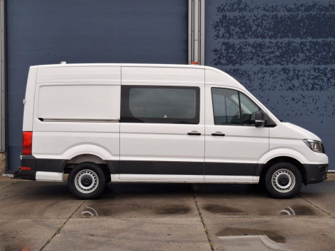 Volkswagen Crafter 35 2.0 TDI L3H3 EL Highline AIRCO / CRUISE CONTROLE / TREKHAAK / NAVI / CARPLAY