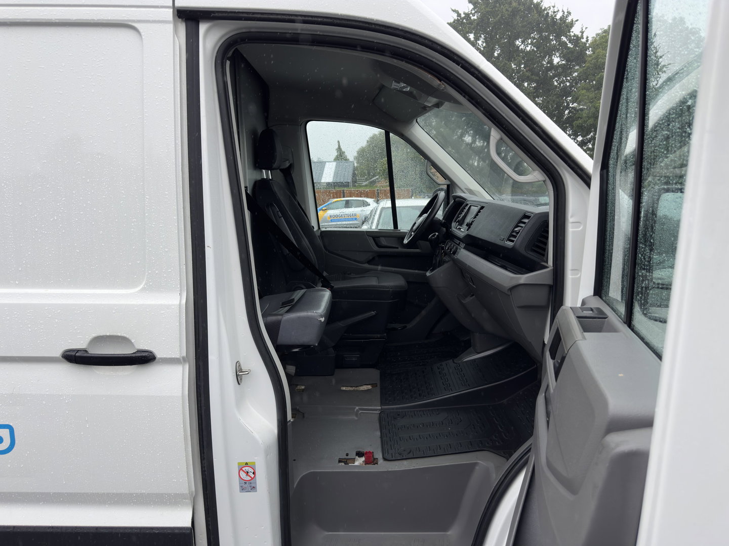 MAN eTGE Basis 36 kWh L3 H3 (2-FASE) {Soh-86%} Aut. *HEATPUMP | NAVI-FULLMAP | AIRCO | CRUISE | CAMERA | HEATED-ERGO-SEATS | PDC | DAB | WIFI | FULL-LED | CCS-FASTLOADER | 18"ALU*