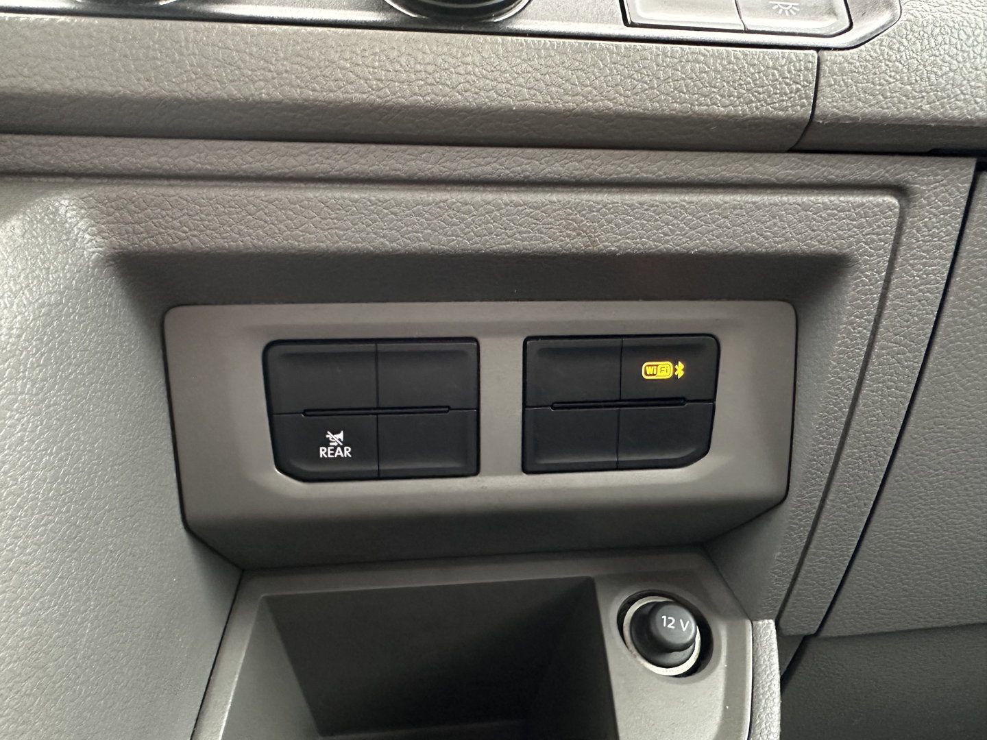 MAN eTGE Basis 36 kWh L3 H3 (2-FASE) {Soh-86%} Aut. *HEATPUMP | NAVI-FULLMAP | AIRCO | CRUISE | CAMERA | HEATED-ERGO-SEATS | PDC | DAB | WIFI | FULL-LED | CCS-FASTLOADER | 18"ALU*