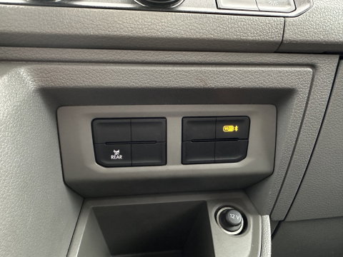 MAN eTGE Basis 36 kWh L3 H3 (2-FASE) {Soh-86%} Aut. *HEATPUMP | NAVI-FULLMAP | AIRCO | CRUISE | CAMERA | HEATED-ERGO-SEATS | PDC | DAB | WIFI | FULL-LED | CCS-FASTLOADER | 18"ALU*