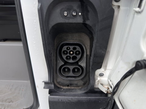 MAN eTGE Basis 36 kWh L3 H3 (2-FASE) {Soh-86%} Aut. *HEATPUMP | NAVI-FULLMAP | AIRCO | CRUISE | CAMERA | HEATED-ERGO-SEATS | PDC | DAB | WIFI | FULL-LED | CCS-FASTLOADER | 18"ALU*