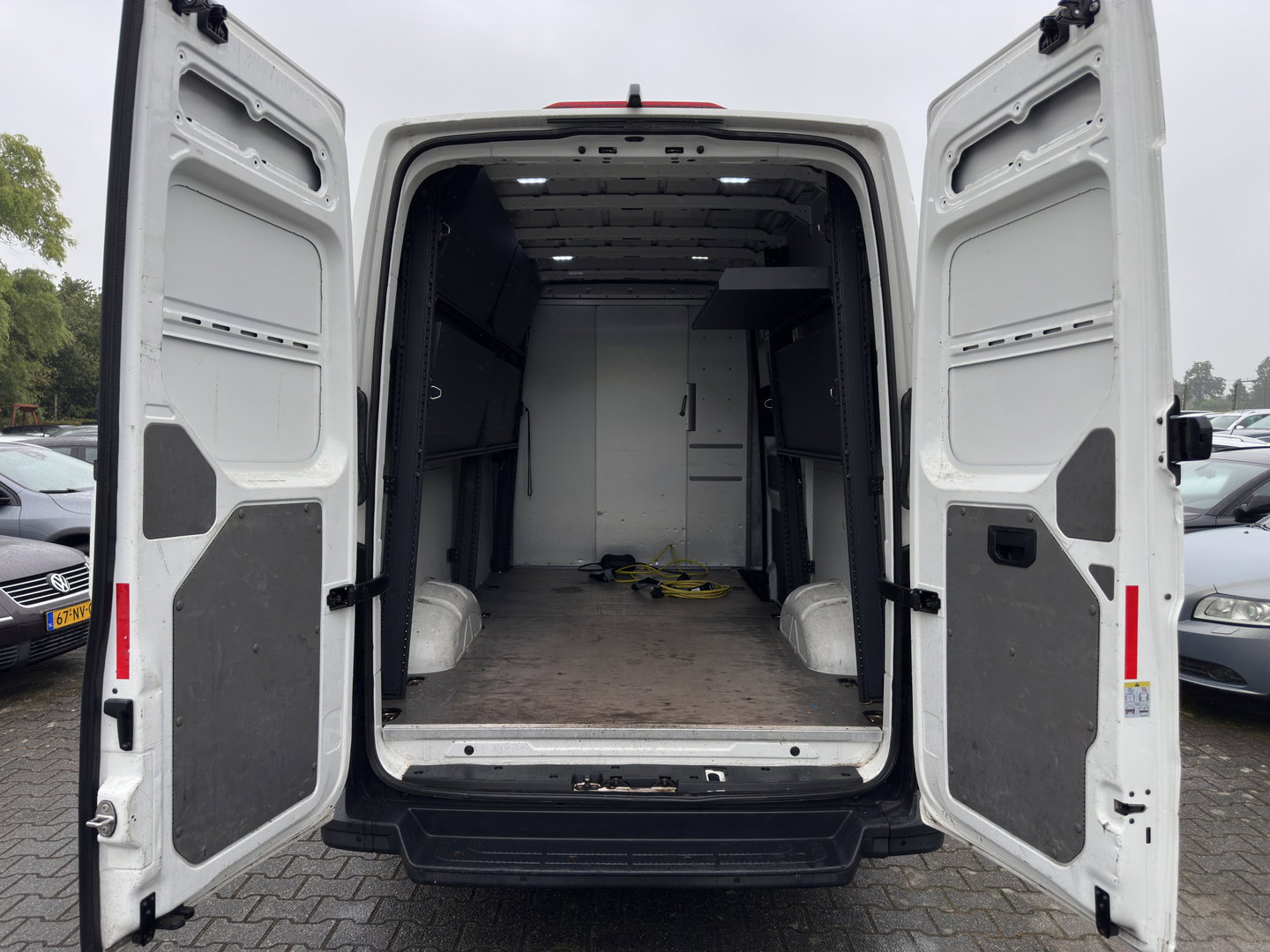 MAN eTGE Basis 36 kWh L3 H3 (2-FASE) {Soh-86%} Aut. *HEATPUMP | NAVI-FULLMAP | AIRCO | CRUISE | CAMERA | HEATED-ERGO-SEATS | PDC | DAB | WIFI | FULL-LED | CCS-FASTLOADER | 18"ALU*
