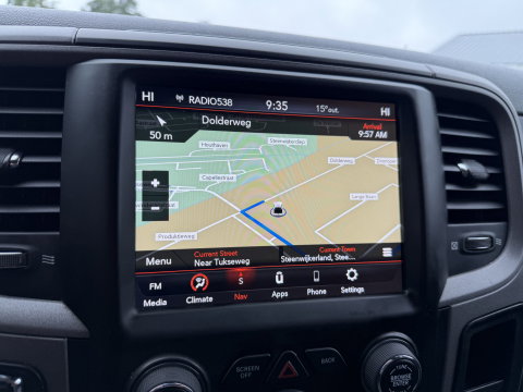 Dodge Ram Pick-Up 1500 CLASSIC 4x4 / Prins LPG / luchtvering achter / trekhaak 3500 kg / 5 persoons / lease vanaf € 619 / cruise en climate control / navigatie / vaste prijs rijklaar € 37.750 ex btw