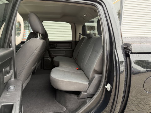Dodge Ram Pick-Up 1500 CLASSIC 4x4 / Prins LPG / luchtvering achter / trekhaak 3500 kg / 5 persoons / lease vanaf € 619 / cruise en climate control / navigatie / vaste prijs rijklaar € 37.750 ex btw