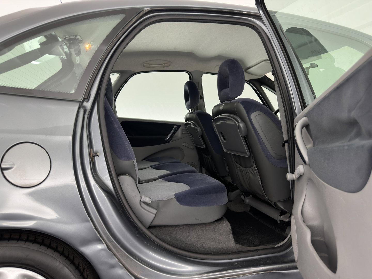 Citroën Xsara Picasso 1.6i Différence *AIRCO | COMFORT-SEATS | RADIO-CD/MP3 | TOWBAR*