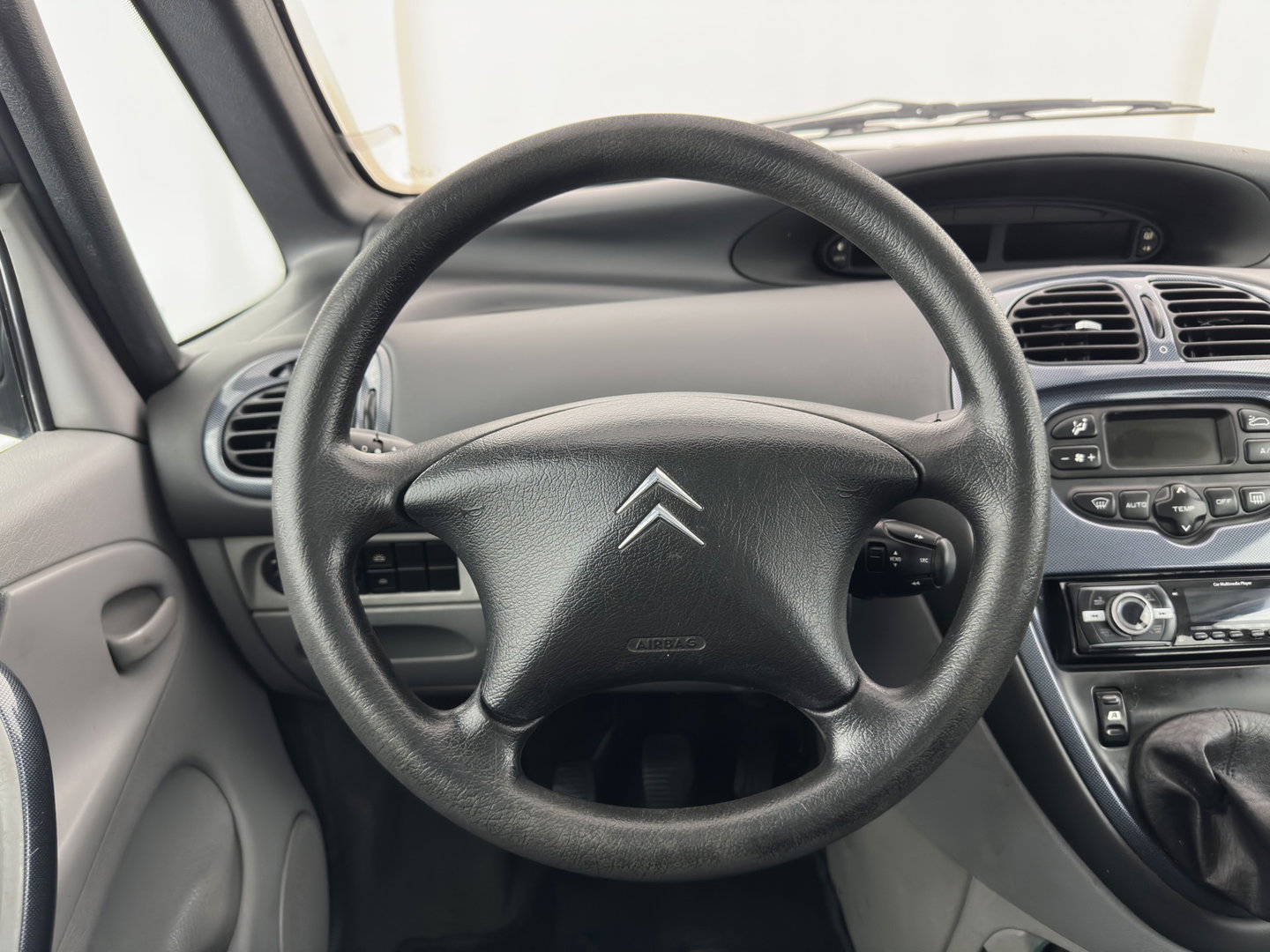 Citroën Xsara Picasso 1.6i Différence *AIRCO | COMFORT-SEATS | RADIO-CD/MP3 | TOWBAR*