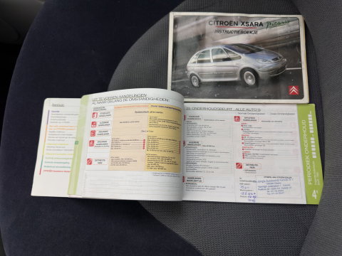 Citroën Xsara Picasso 1.6i Différence *AIRCO | COMFORT-SEATS | RADIO-CD/MP3 | TOWBAR*