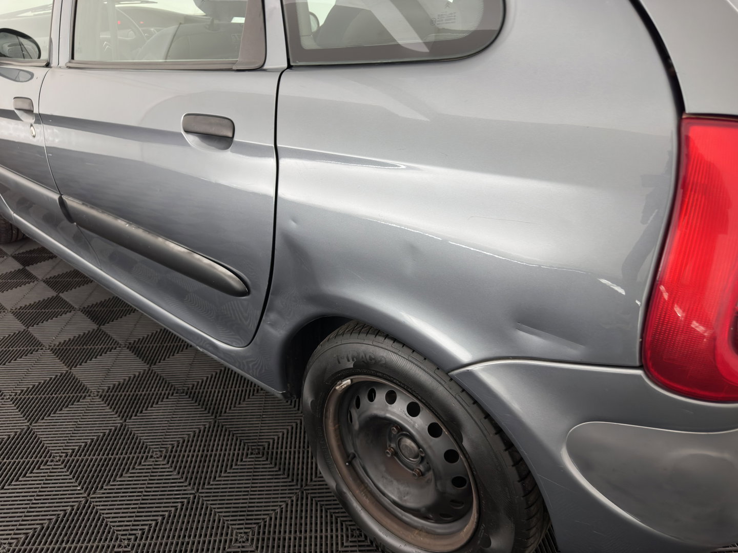 Citroën Xsara Picasso 1.6i Différence *AIRCO | COMFORT-SEATS | RADIO-CD/MP3 | TOWBAR*