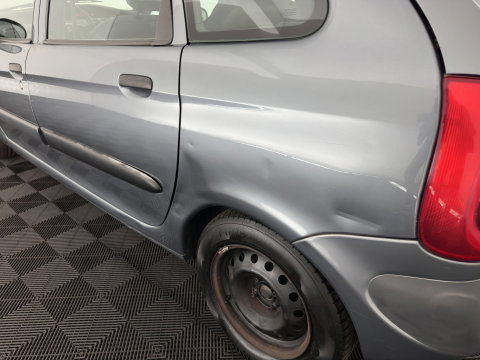 Citroën Xsara Picasso 1.6i Différence *AIRCO | COMFORT-SEATS | RADIO-CD/MP3 | TOWBAR*