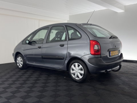 Citroën Xsara Picasso 1.6i Différence *AIRCO | COMFORT-SEATS | RADIO-CD/MP3 | TOWBAR*