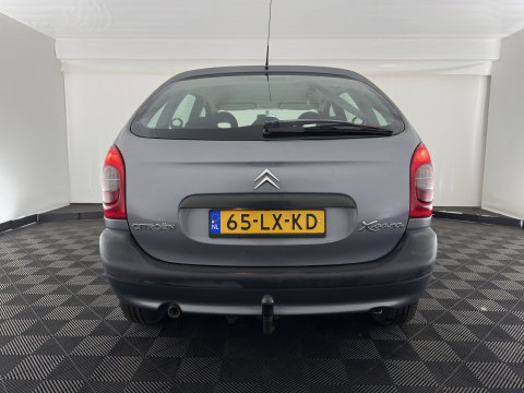 Citroën Xsara Picasso 1.6i Différence *AIRCO | COMFORT-SEATS | RADIO-CD/MP3 | TOWBAR*