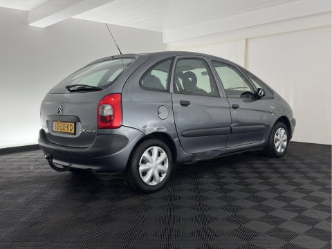 Citroën Xsara Picasso 1.6i Différence *AIRCO | COMFORT-SEATS | RADIO-CD/MP3 | TOWBAR*