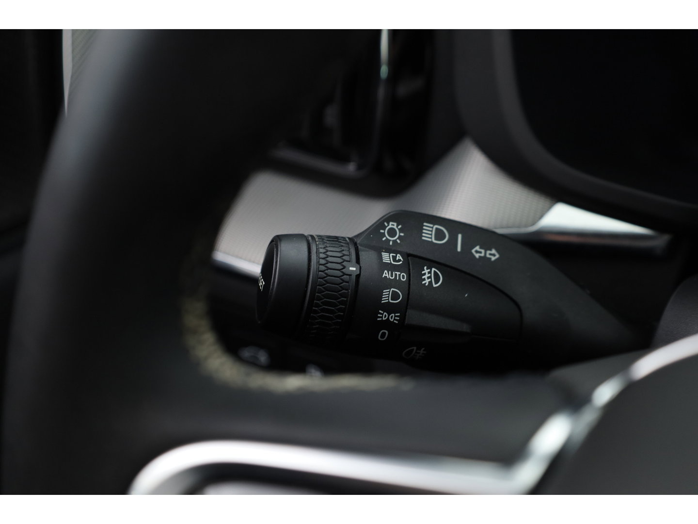 Volvo XC60 T6 Plug-in hybrid Plus Black Edition | Pano | 360cam | H&K Audio | Memory | Elek. Trekhaak | Pilot Assist | Bliss