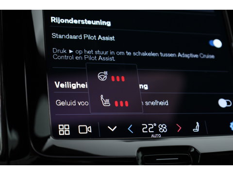 Volvo XC60 T6 Plug-in hybrid Plus Black Edition | Pano | 360cam | H&K Audio | Memory | Elek. Trekhaak | Pilot Assist | Bliss