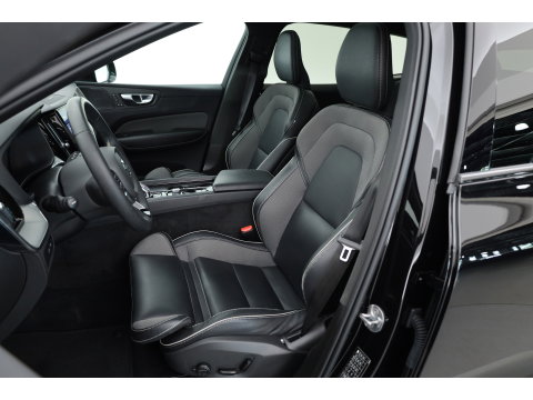 Volvo XC60 T6 Plug-in hybrid Plus Black Edition | Pano | 360cam | H&K Audio | Memory | Elek. Trekhaak | Pilot Assist | Bliss