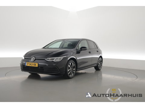 Volkswagen Golf 1.0 TSI Life | Stoel- Stuurverw. | Apple CarPlay | Navi | LED | PDC | Digi. Cockpit | All Seasons