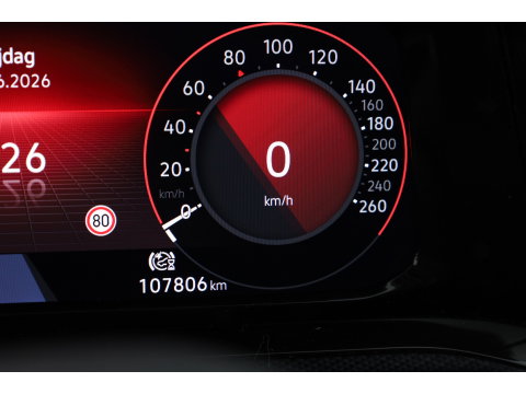 Volkswagen Golf 1.0 TSI Life | Stoel- Stuurverw. | Apple CarPlay | Navi | LED | PDC | Digi. Cockpit | All Seasons