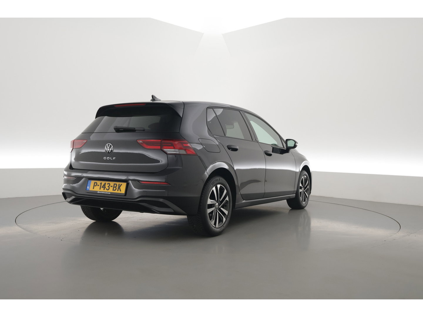 Volkswagen Golf 1.0 TSI Life | Stoel- Stuurverw. | Apple CarPlay | Navi | LED | PDC | Digi. Cockpit | All Seasons