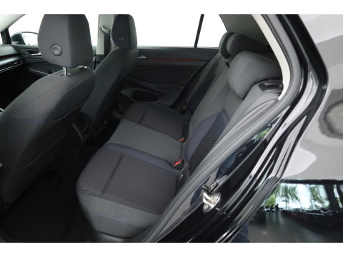 Volkswagen Golf 1.0 TSI Life | Stoel- Stuurverw. | Apple CarPlay | Navi | LED | PDC | Digi. Cockpit | All Seasons