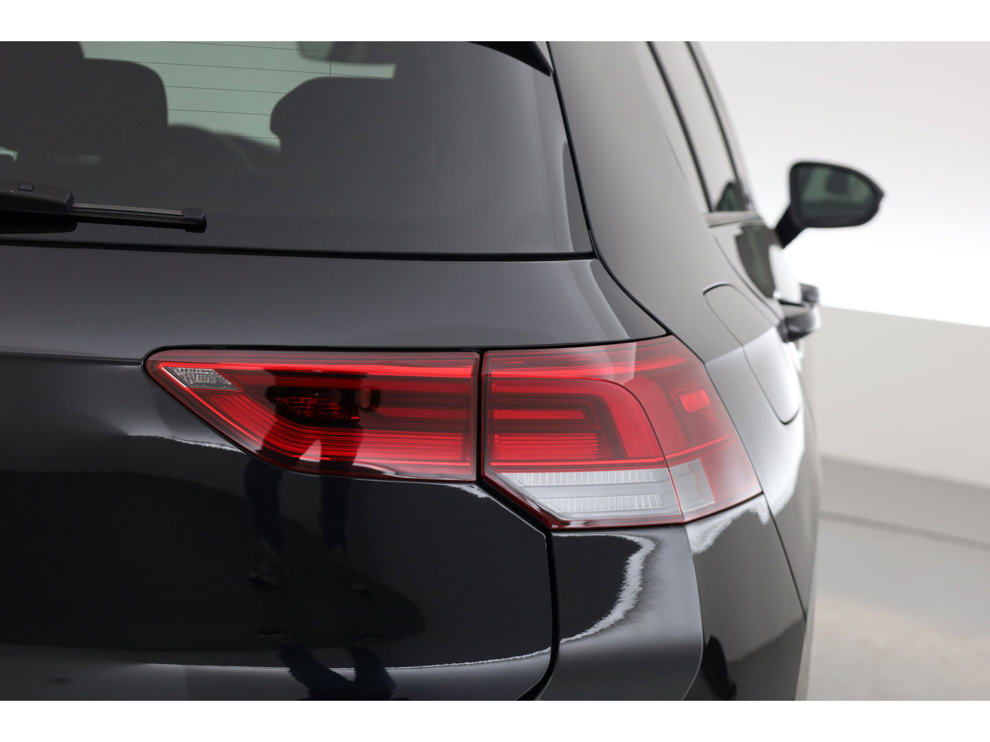 Volkswagen Golf 1.0 TSI Life | Stoel- Stuurverw. | Apple CarPlay | Navi | LED | PDC | Digi. Cockpit | All Seasons