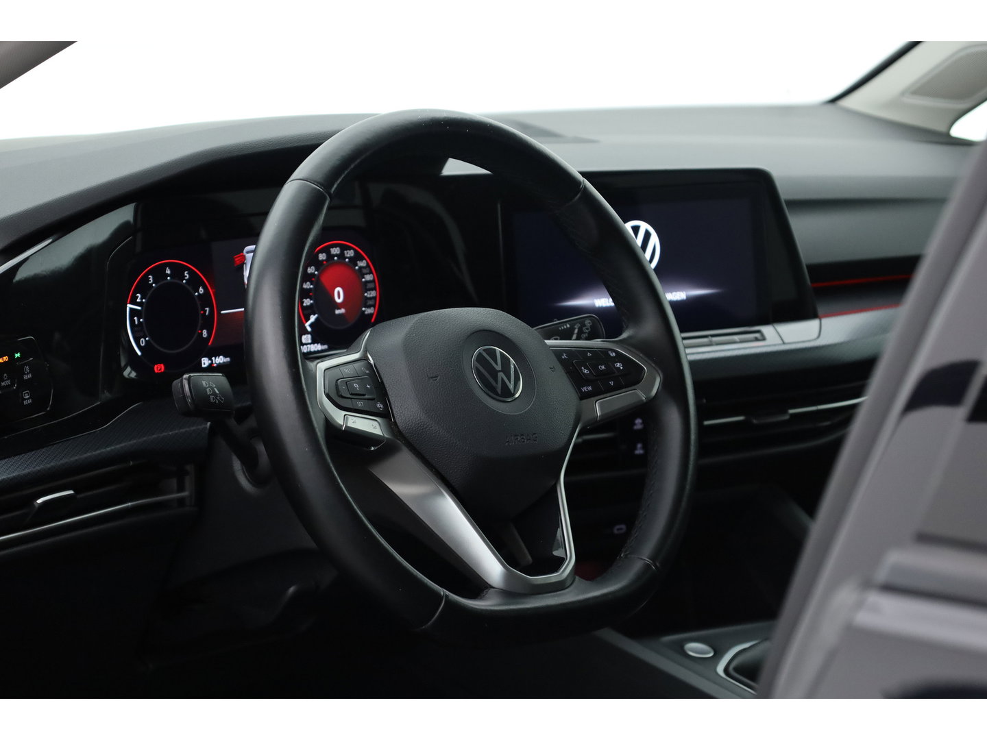 Volkswagen Golf 1.0 TSI Life | Stoel- Stuurverw. | Apple CarPlay | Navi | LED | PDC | Digi. Cockpit | All Seasons