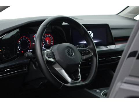 Volkswagen Golf 1.0 TSI Life | Stoel- Stuurverw. | Apple CarPlay | Navi | LED | PDC | Digi. Cockpit | All Seasons