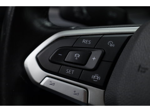 Volkswagen Golf 1.0 TSI Life | Stoel- Stuurverw. | Apple CarPlay | Navi | LED | PDC | Digi. Cockpit | All Seasons