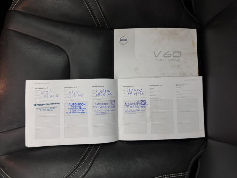 Volvo V60 2.4 D5 Twin Engine Summum ⚠️Aircopump Defect⚠️ Aut. *PANO | LEATHER | XENON | MEMORY-PACK | HEATED-COMFORTSEATS | CAMERA | NAVI-FULLMAP | ECC | PDC | CRUISE | 18''ALU*