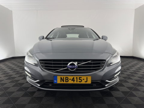 Volvo V60 2.4 D5 Twin Engine Summum ⚠️Aircopump Defect⚠️ Aut. *PANO | LEATHER | XENON | MEMORY-PACK | HEATED-COMFORTSEATS | CAMERA | NAVI-FULLMAP | ECC | PDC | CRUISE | 18''ALU*