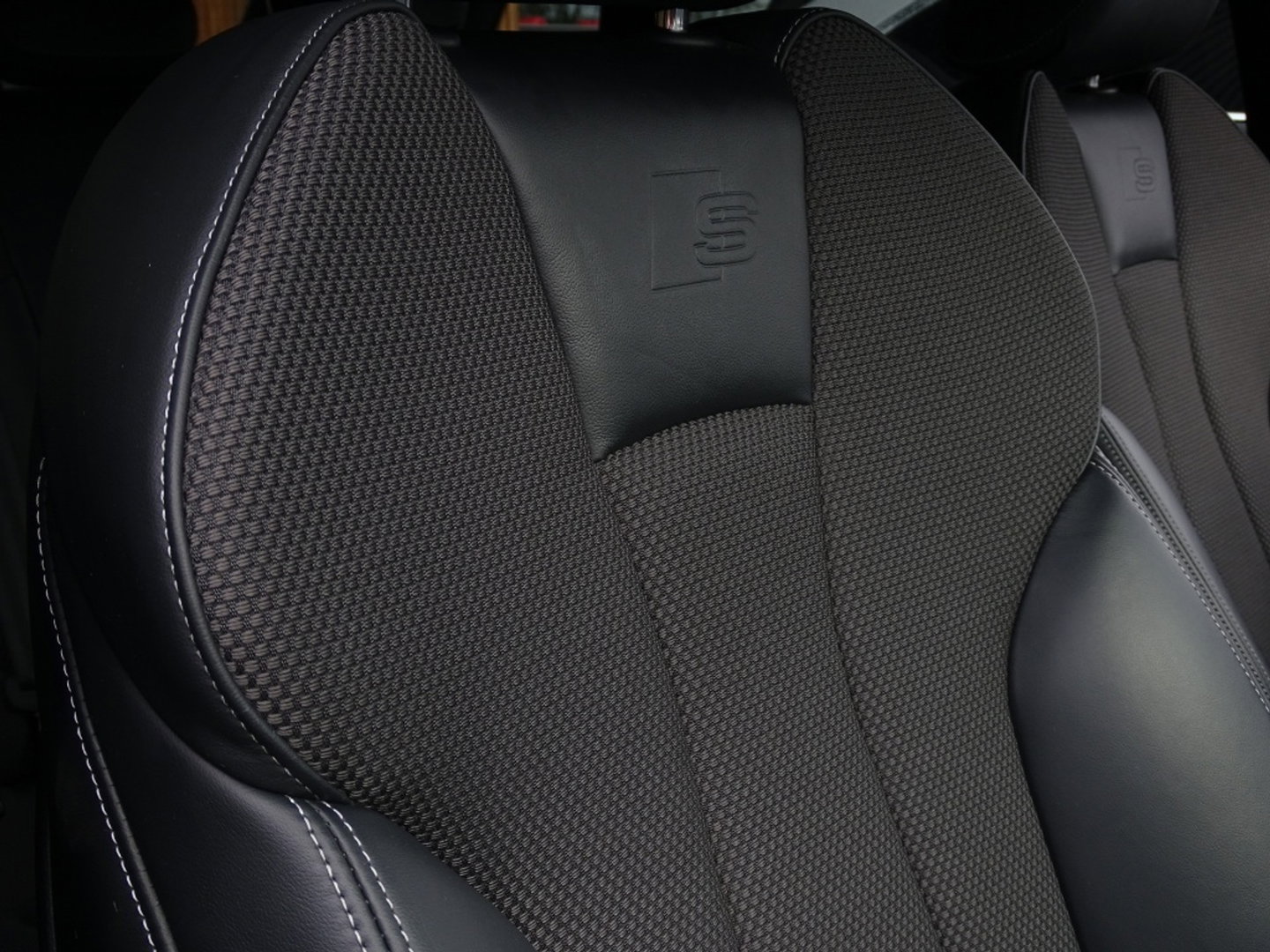 Audi A3 Sportback 1.4 TFSI 150PK automaat / S3 Edit. / S-line / LED