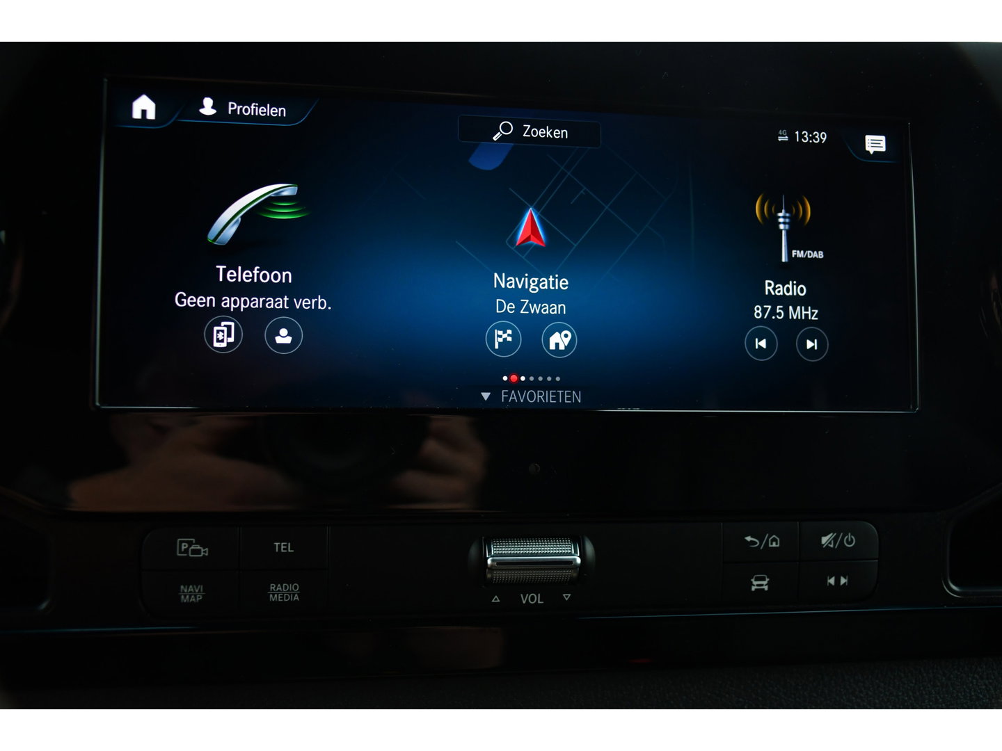 Mercedes-Benz Sprinter 319 1.9 CDI L2H2 RWD PB Edition 360 Camera, Cruise, Carplay, 2 x Schuifdeur, LED, 190pk, 2 x Geveerde stoel, 10,5'' Mbux, Stoelverwarming, Automaat, Uniek!