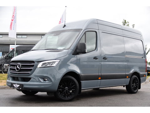 Mercedes-Benz Sprinter 319 1.9 CDI L2H2 RWD PB Edition 360 Camera, Cruise, Carplay, 2 x Schuifdeur, LED, 190pk, 2 x Geveerde stoel, 10,5'' Mbux, Stoelverwarming, Automaat, Uniek!