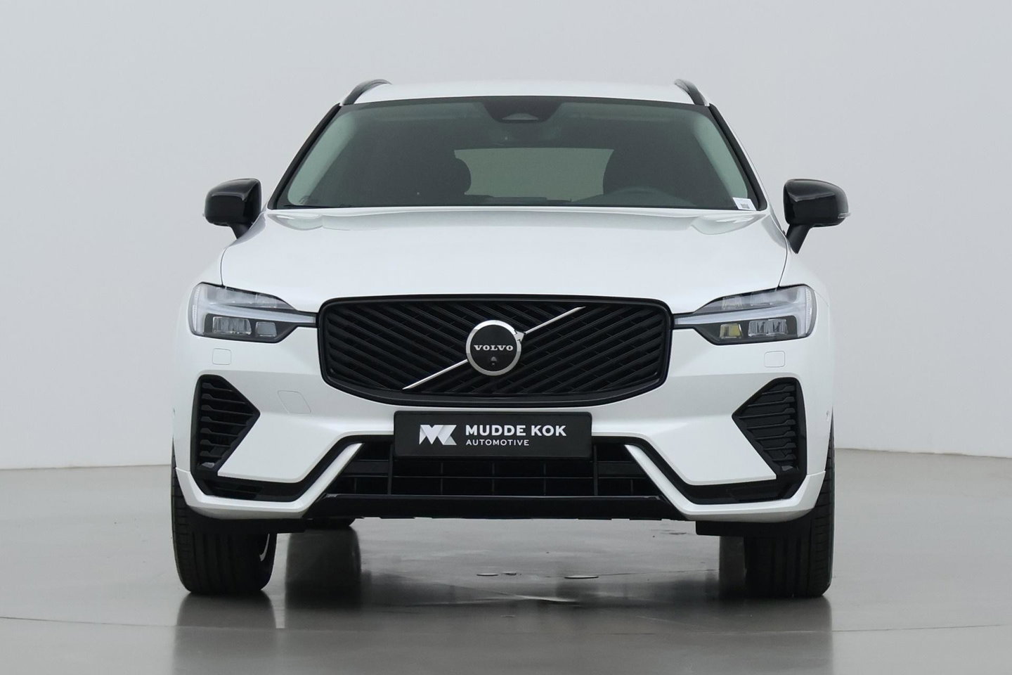 Volvo XC60 T8 Plug-in hybrid Plus Dark | Harman/Kardon | ACC | 360° Camera  | Keyless | Stoel+Stuurverwarming | 19 inch